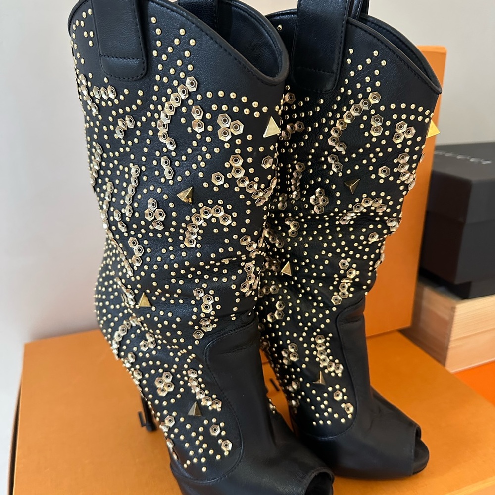 Giuseppe Zanotti Black and Gold Heeled western Boots gently used - Picture 4 of 10
